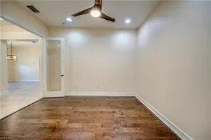 8260 Venetian Pointe Dr, Fort Myers, FL 33908 - Photo 32