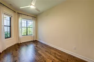 8260 Venetian Pointe Dr, Fort Myers, FL 33908 - Photo 28