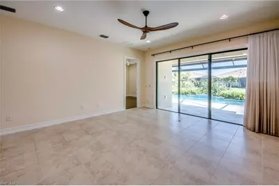 8260 Venetian Pointe Dr, Fort Myers, FL 33908 - Photo 20