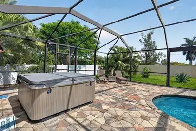 15627 Caloosa Creek Cir, Fort Myers, FL 33908 - Photo 8