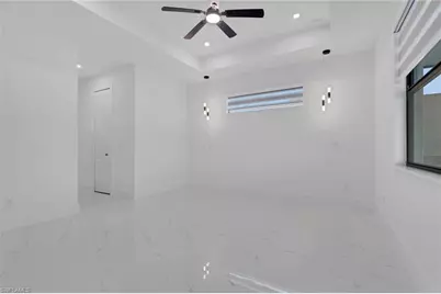 407 SE 16th St, Cape Coral, FL 33990 - Photo 10