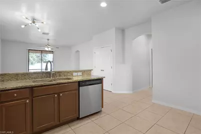 820 SW 9th Ave, Cape Coral, FL 33991 - Photo 4