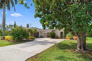 2456 Chandler Ave, Fort Myers, FL 33907 - Photo 2