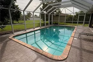 1124 SE 4th St, Cape Coral, FL 33990 - Photo 12