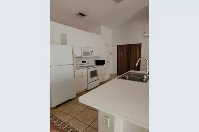 804 Bert Ave N, Lehigh Acres, FL 33971 - Photo 6