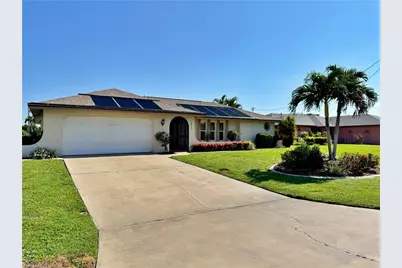 1311 SE 30th Ter, Cape Coral, FL 33904 - Photo 4