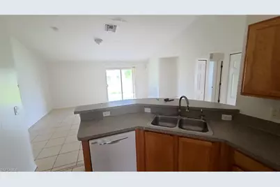 832 Palomino St E, Lehigh Acres, FL 33974 - Photo 6