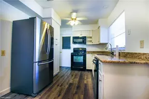 5302 Malibu Ct, Cape Coral, FL 33904 - Photo 6