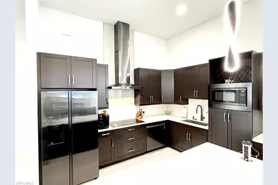 424 SW 26th Ave, Cape Coral, FL 33991 - Photo 20