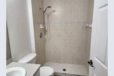 1305 SE 8th Ave, Cape Coral, FL 33990 - Photo 6