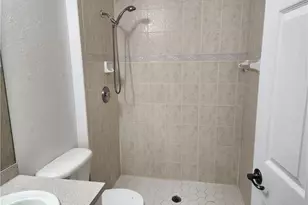 1305 SE 8th Ave, Cape Coral, FL 33990 - Photo 6