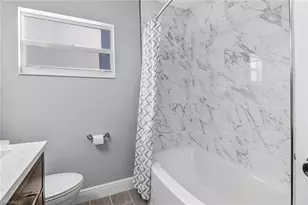 4312 S Bay Cir, North Fort Myers, FL 33903 - Photo 6