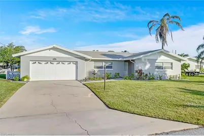 4312 S Bay Cir, North Fort Myers, FL 33903 - Photo 1