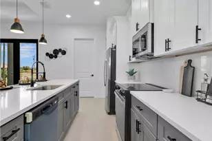 1704 NW 6th Pl, Cape Coral, FL 33993 - Photo 8