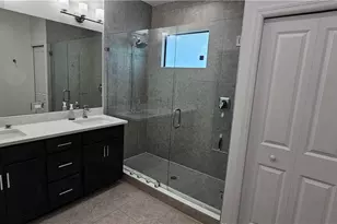 7510 Rockefeller Dr, Naples, FL 34119 - Photo 20