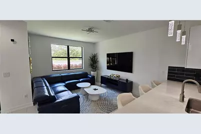 7510 Rockefeller Dr, Naples, FL 34119 - Photo 42