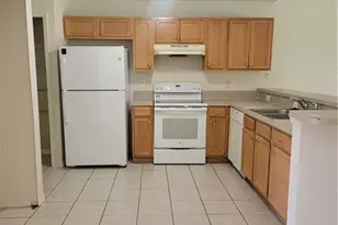4511 30th St SW, Lehigh Acres, FL 33973 - Photo 4
