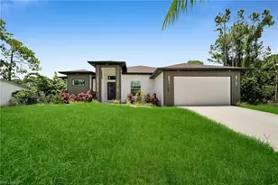 5002 2nd St W, Lehigh Acres, FL 33971 - Photo 4