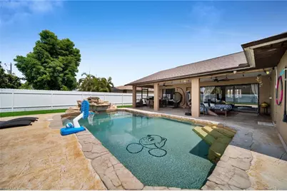 203 SE 16th Ter, Cape Coral, FL 33990 - Photo 22