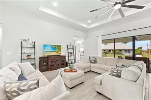 2830 NW 46th Pl, Cape Coral, FL 33993 - Photo 10