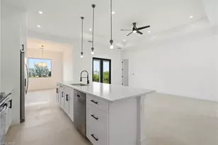 227 NE 15th St, Cape Coral, FL 33909 - Photo 18