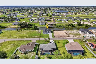227 NE 15th St, Cape Coral, FL 33909 - Photo 4