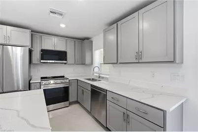 2800 Nora Ave N, Lehigh Acres, FL 33971 - Photo 12