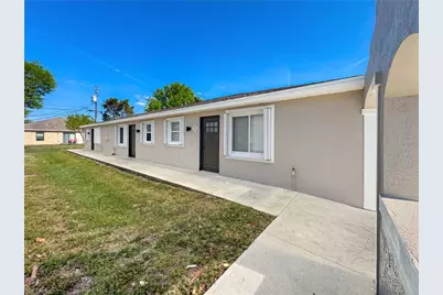1321 SE 8th Ave #5, Cape Coral, FL 33990 - Photo 2