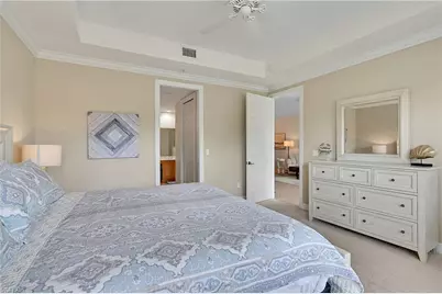 4700 Yacht Harbor Dr #612, Naples, FL 34112 - Photo 6