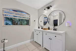 2309 SW 27th St, Cape Coral, FL 33914 - Photo 18