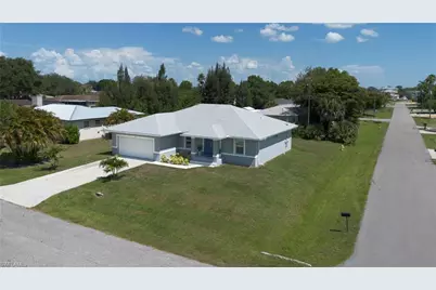 2115 Bahama Ave, Fort Myers, FL 33905 - Photo 2