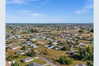 1209 NW 25th Pl, Cape Coral, FL 33993 - Photo 42