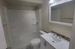3705 SW Santa Barbara Pl, Cape Coral, FL 33914 - Photo 4