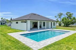 4209 Caloosa Pkwy, Cape Coral, FL 33993 - Photo 2