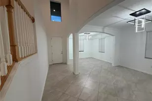 14543 Cantabria Dr, Fort Myers, FL 33905 - Photo 2