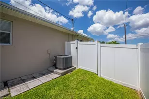 2125 NE 10th Ave, Cape Coral, FL 33909 - Photo 26