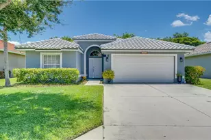 9543 Blue Stone Cir, Fort Myers, FL 33913 - Photo 2