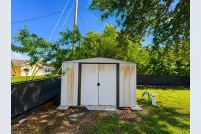 2600 NW 1st Pl, Cape Coral, FL 33993 - Photo 22