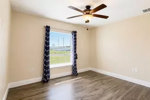 2600 NW 1st Pl, Cape Coral, FL 33993 - Photo 8