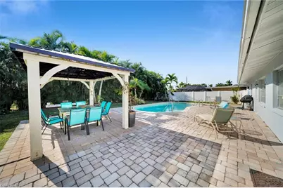 616 El Dorado Pkwy E, Cape Coral, FL 33904 - Photo 4