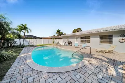 616 El Dorado Pkwy E, Cape Coral, FL 33904 - Photo 24