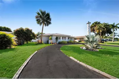 616 El Dorado Pkwy E, Cape Coral, FL 33904 - Photo 14