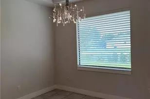 1504 SW Santa Barbara Pl, Cape Coral, FL 33991 - Photo 4