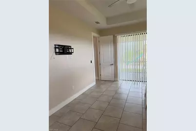 1504 SW Santa Barbara Pl, Cape Coral, FL 33991 - Photo 6