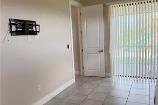 1504 SW Santa Barbara Pl, Cape Coral, FL 33991 - Photo 6