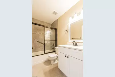9275 Lake Park Dr #204, Fort Myers, FL 33919 - Photo 16