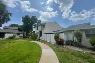 1422 SW 50th St, Cape Coral, FL 33914 - Photo 6