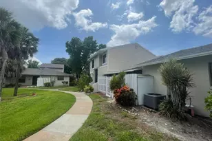 1422 SW 50th St, Cape Coral, FL 33914 - Photo 4