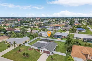 1721 SE 6th Ln, Cape Coral, FL 33990 - Photo 6