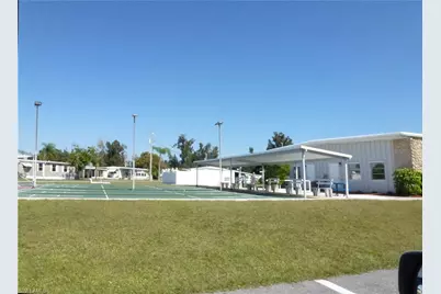 2820 Breezewood Dr, North Fort Myers, FL 33917 - Photo 28